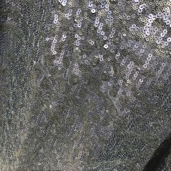 Sweetly wonderful sequin front tank top - Picture 3 of 4